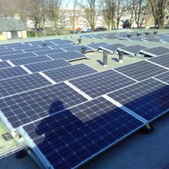 Zonnepanelen op KDC Rozemarijn